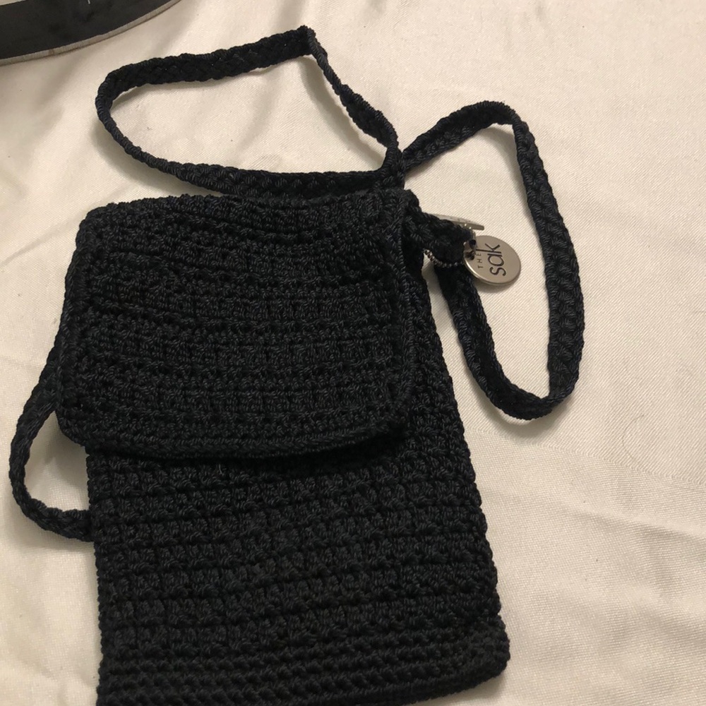 This is a perfect size bag , lightweight, fits phone & that favorite lipstick!